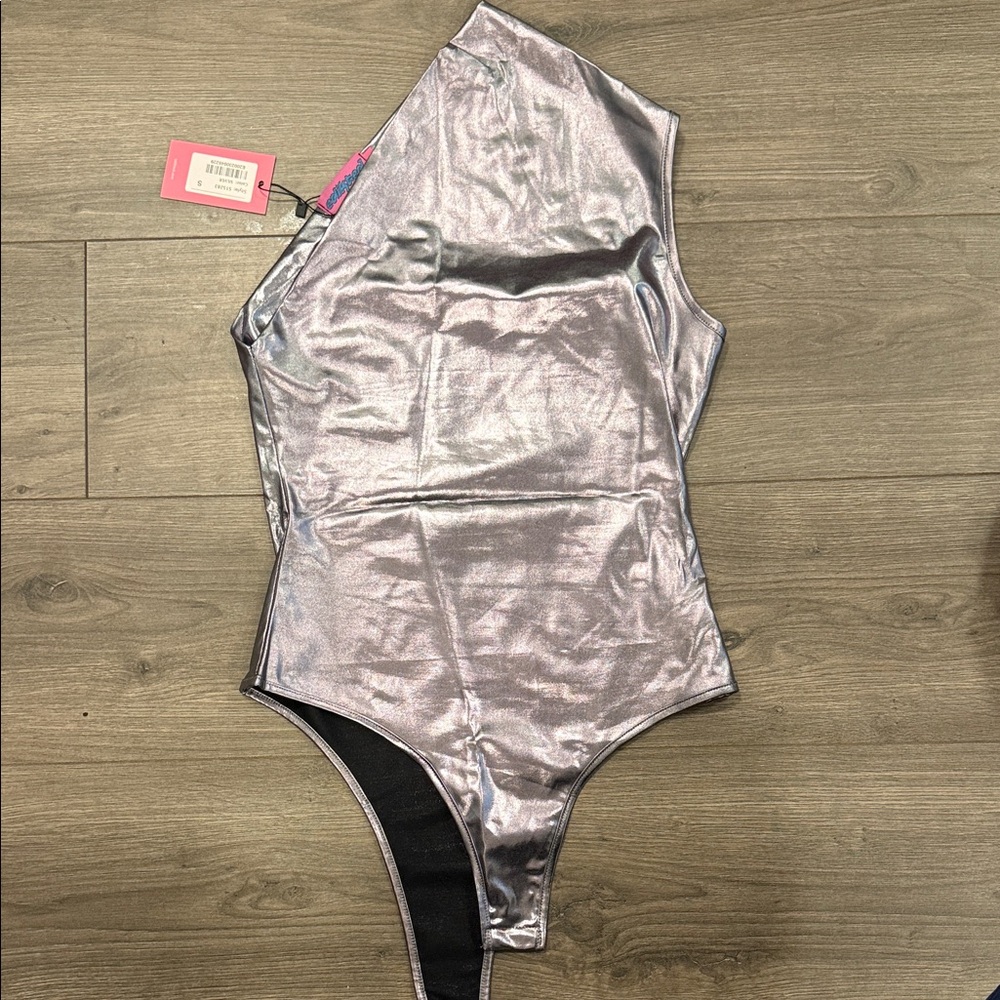 Edikted Shimmering Silver Bodysuit